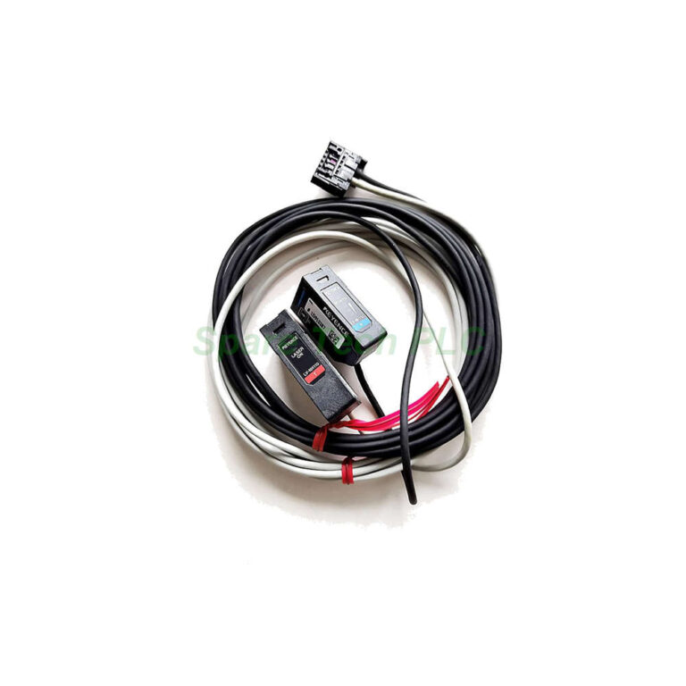 LV-NH100 30 mm Area Thrubeam Head Keyence - Industrial Product Image